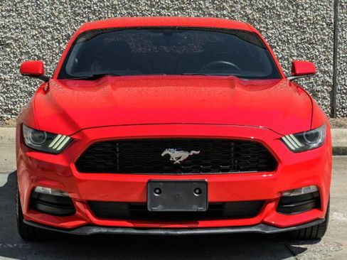 Used 2017 Ford Mustang Coupe RWD image 5