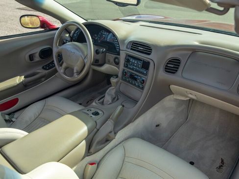 Used 2003 Chevrolet Corvette Convertible w/ Preferred Equipment Group1 image 29