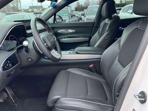 Certified 2025 Genesis GV70 2.5T w/ Sport Prestige Package image 16