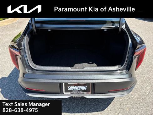 Certified 2025 Kia K4 FWD image 29