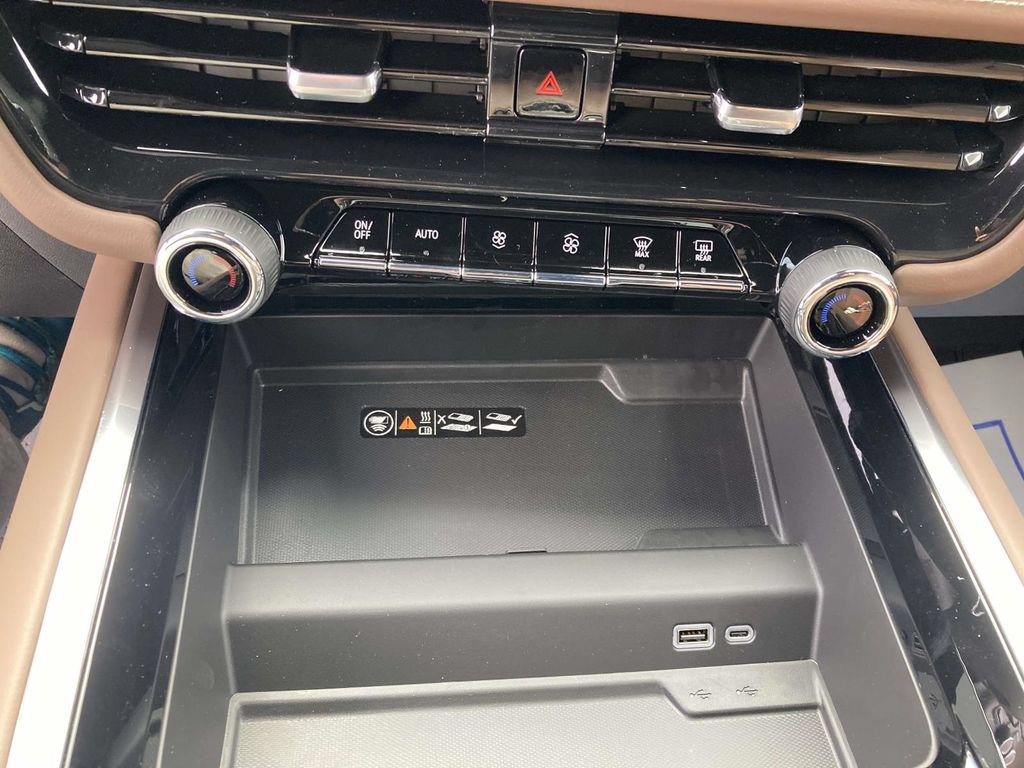 New 2026 Chevrolet Tahoe High Country AWD/4WD image 22