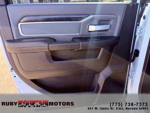Used 2023 RAM 3500 Big Horn w/ Safety Group image 19