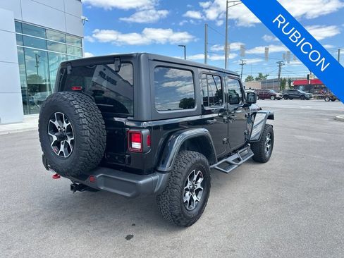 Used 2023 Jeep Wrangler Unlimited Rubicon w/ Cold Weather Group AWD/4WD image 8