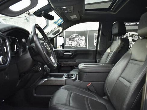 Used 2022 GMC Sierra 2500 Denali w/ Denali Ultimate Package image 14