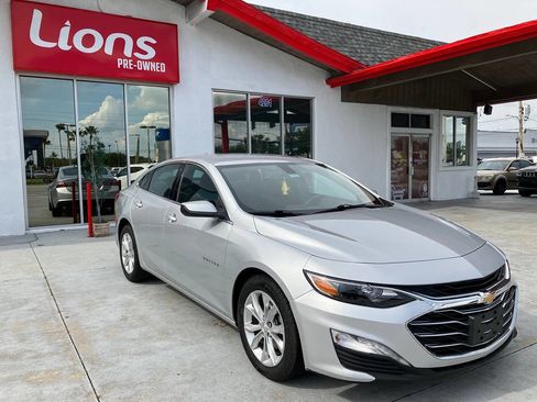 Used 2019 Chevrolet Malibu LT image 4