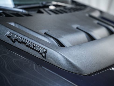 Certified 2022 Ford F150 Raptor w/ Raptor 37 Performance Package image 11