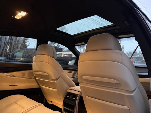 Used 2012 BMW 535i Gran Turismo image 17