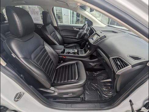 Used 2020 Ford Edge SEL AWD/4WD image 19