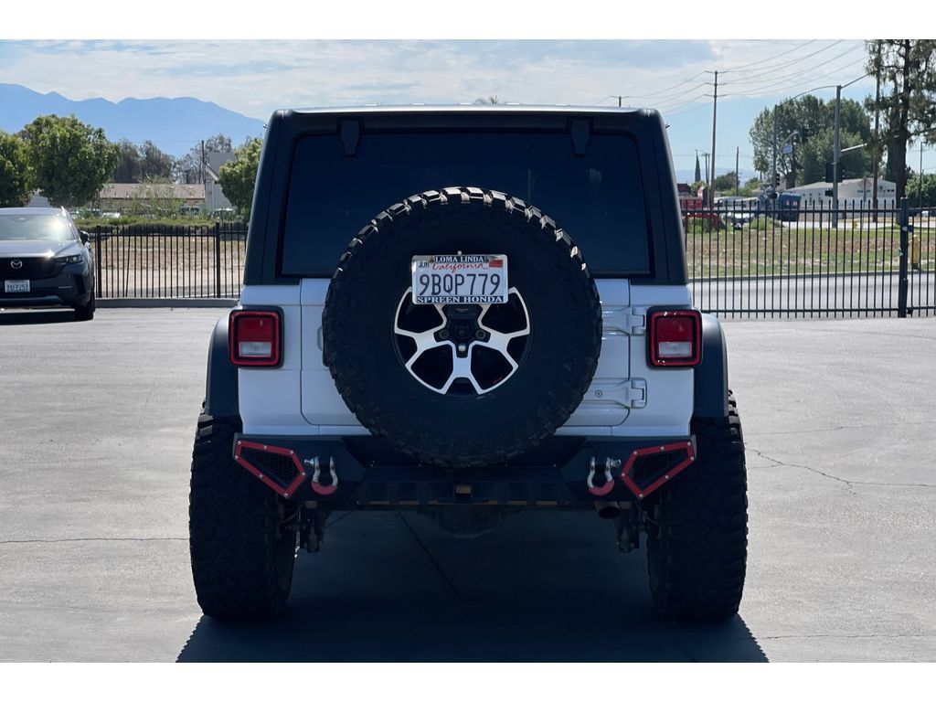 Used 2022 Jeep Wrangler Unlimited Rubicon AWD/4WD image 4
