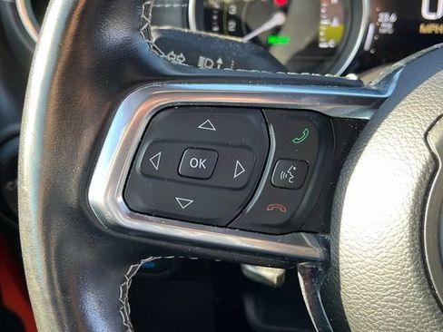 Used 2023 Jeep Wrangler Unlimited Sahara w/ Cold Weather Group AWD/4WD image 17