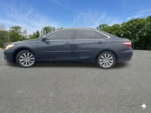 Used 2017 Toyota Camry XLE w/ Protection Package (Q2) FWD image 5