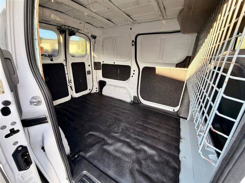 Used 2015 Nissan NV200 SV w/ Technology Package FWD image 13