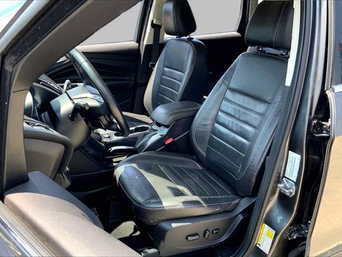 Used 2015 Ford Escape Titanium AWD/4WD image 9