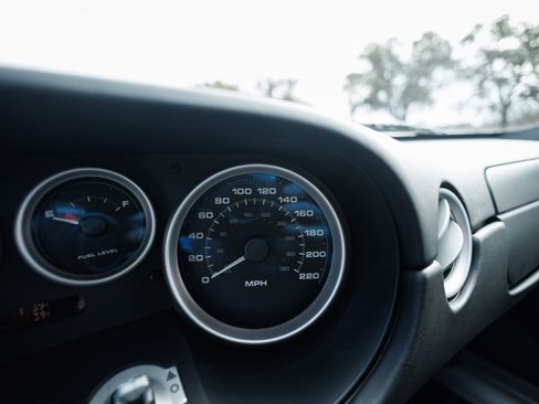 Used 2006 Ford GT 4 Option 1 OWNER FROM NEW image 72