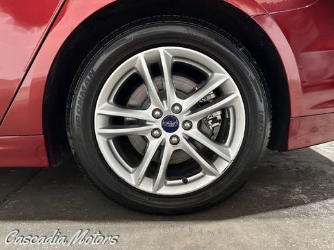 Used 2016 Ford Fusion Energi Titanium w/ Driver Assist Package FWD image 29