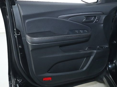 Used 2023 Honda Passport TrailSport image 15