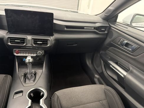 Used 2024 Ford Mustang Coupe RWD image 26