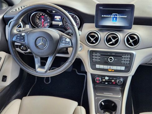 Used 2018 Mercedes-Benz CLA 250 image 28