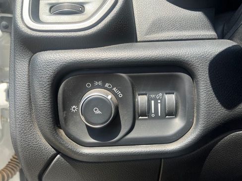 Used 2019 RAM 2500 Tradesman AWD/4WD image 23