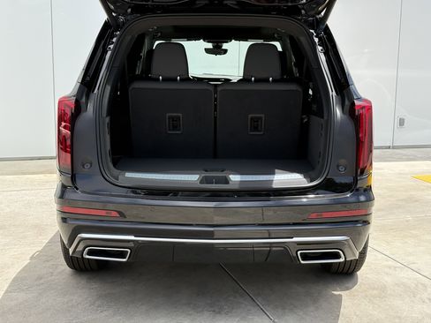 New 2025 Cadillac XT6 Premium Luxury w/ Technology Package image 9