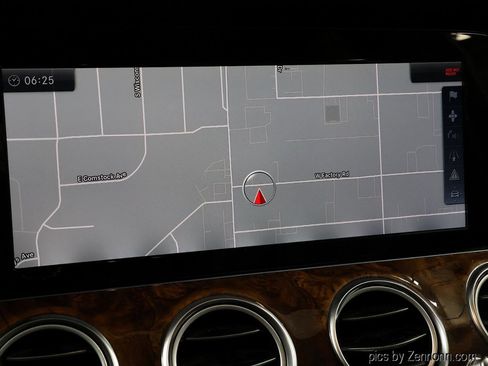 Used 2017 Mercedes-Benz E 300 4MATIC image 20