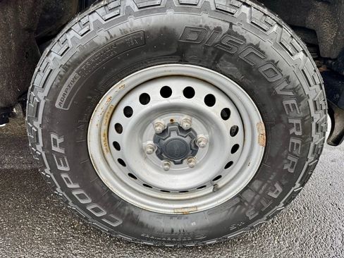 Used 2019 Ford Ranger XL w/ Equipment Group 101A Mid image 9