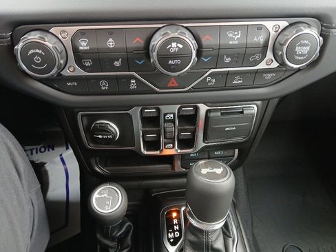 New 2026 Jeep Wrangler Unlimited Sahara image 39