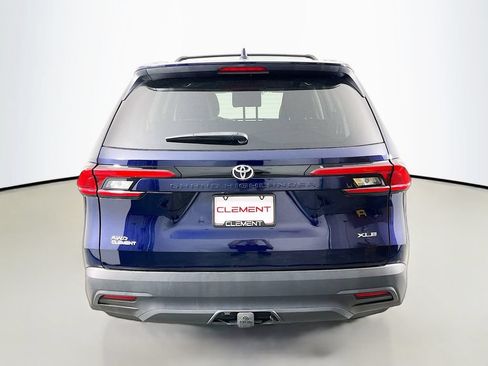 Used 2024 Toyota Grand Highlander AWD image 8