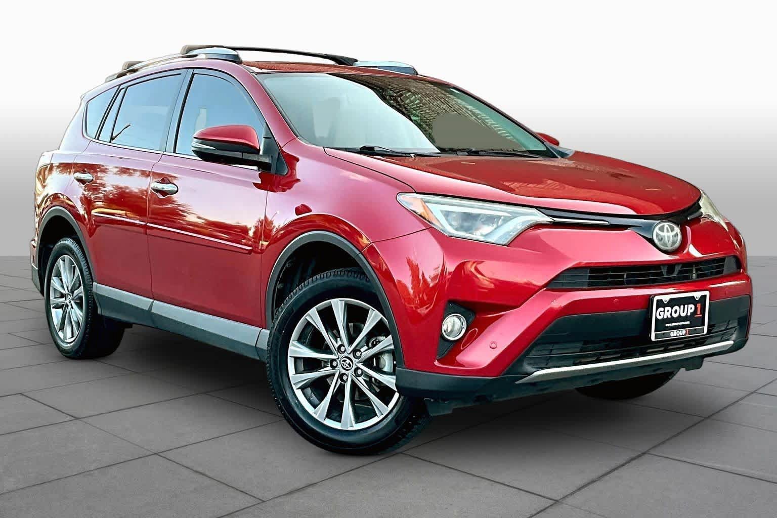 Used 2016 Toyota RAV4 Limited w/ Advanced Technology Package FWD image 3