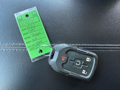 Used 2020 GMC Terrain SLE w/ Driver Convenience Package FWD image 39