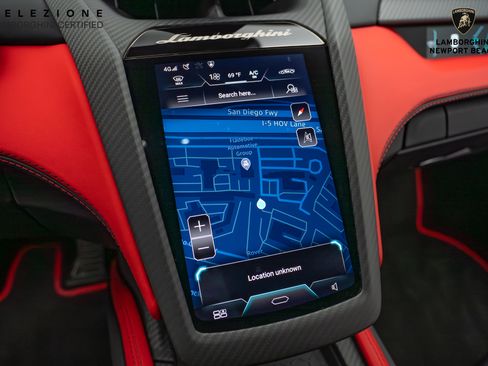 Used 2024 Lamborghini Revuelto image 34