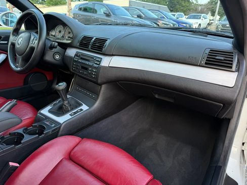 Used 2006 BMW M3 Convertible RWD image 28