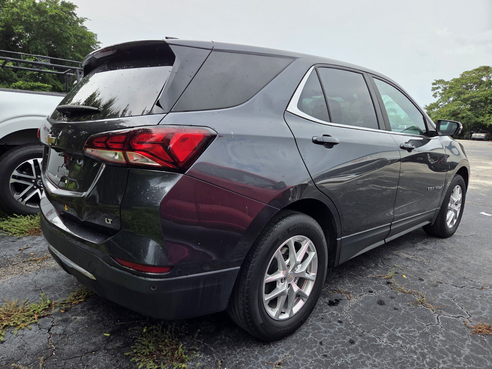 Used 2022 Chevrolet Equinox LT FWD image 4