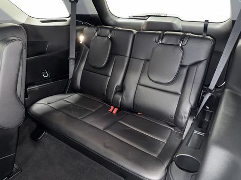 Used 2024 Ford Explorer Limited w/ Limited Technology Package AWD/4WD image 29