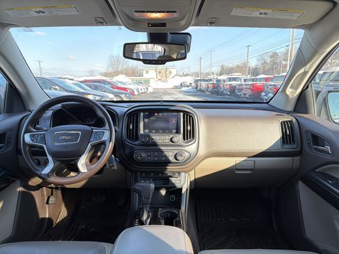 Used 2015 GMC Canyon SLT w/ Driver Alert Package image 12