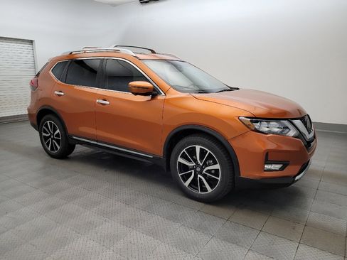 Used 2019 Nissan Rogue SL w/ Premium Package AWD/4WD image 11