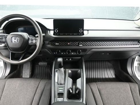 Certified 2023 Honda Accord EX image 14