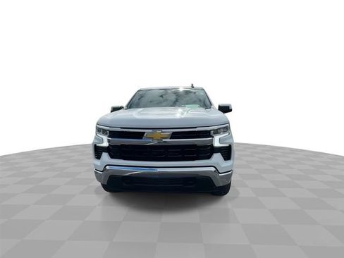 Used 2025 Chevrolet Silverado 1500 LT AWD/4WD image 3
