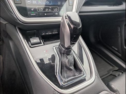 Used 2023 Subaru Outback Limited image 14