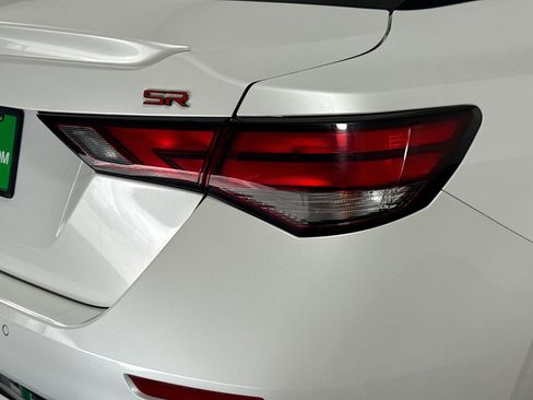 Used 2024 Nissan Sentra SR w/ SR Premium Package FWD image 34