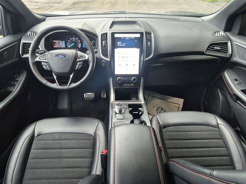 Certified 2024 Ford Edge ST-Line AWD/4WD image 23