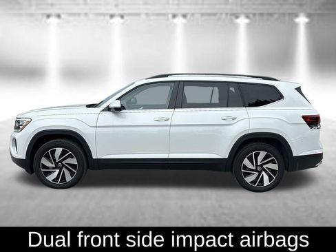 Certified 2026 Volkswagen Atlas SE w/ Panoramic Sunroof Package FWD image 8