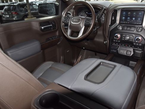 Used 2021 GMC Sierra 1500 Denali w/ Denali Ultimate Package image 15