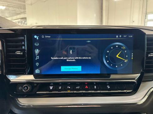 Used 2024 Chevrolet Silverado 2500 LT w/ Safety Package image 35