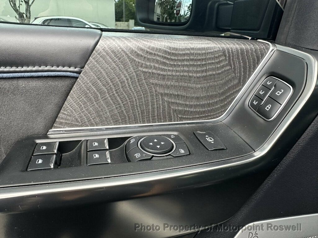 Used 2025 Ford F350 Platinum AWD/4WD image 18