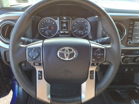 Used 2023 Toyota Tacoma SR5 AWD/4WD image 29