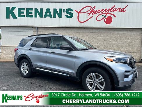 Used 2021 Ford Explorer XLT w/ Equipment Group 202A AWD/4WD image 1