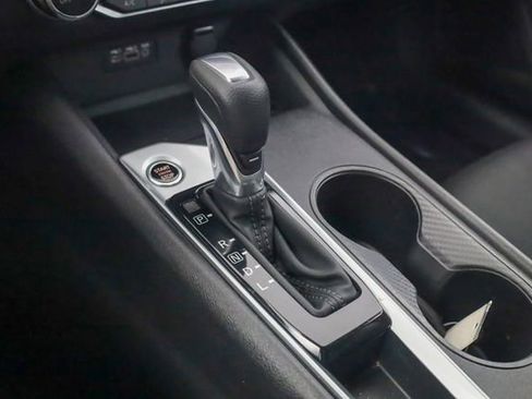 Used 2025 Nissan Altima 2.5 SV image 20