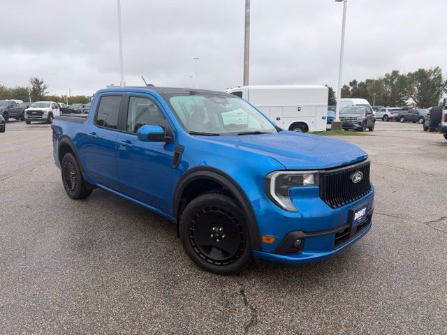 Certified 2025 Ford Maverick Lobo AWD/4WD image 1