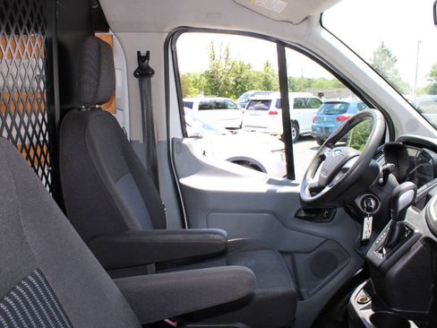Used 2017 Ford Transit 250 130 Low Roof w/ Exterior Upgrade Package RWD image 11